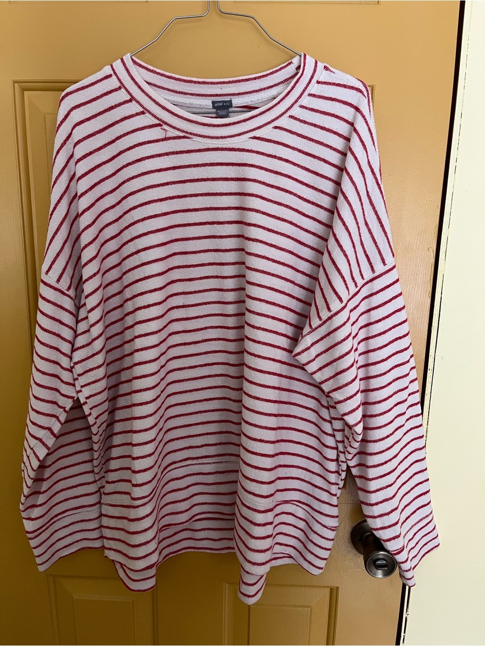 Aerie White and Red Striped Crewneck